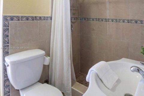 Купить виллу или дом в Майами, Флорида 3 спальни, 150.04м2, № 2001262 - фото 14
