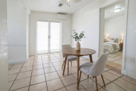 Купить виллу или дом в Майами, Флорида 3 спальни, 150.04м2, № 2001262 - фото 21