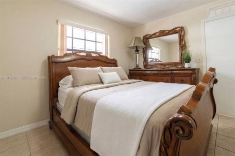 Купить виллу или дом в Майами, Флорида 3 спальни, 150.04м2, № 2001262 - фото 19