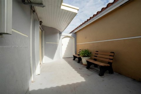 Купить виллу или дом в Майами, Флорида 3 спальни, 150.04м2, № 2001262 - фото 18