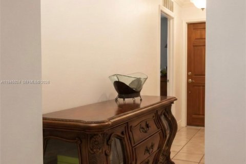 Купить виллу или дом в Майами, Флорида 3 спальни, 150.04м2, № 2001262 - фото 28