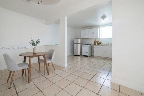 Купить виллу или дом в Майами, Флорида 3 спальни, 150.04м2, № 2001262 - фото 20