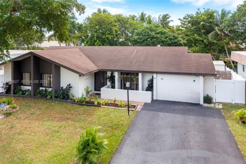Villa ou maison à vendre à Cooper City, Floride: 4 chambres, 183.57 m2 № 1989283 - photo 29