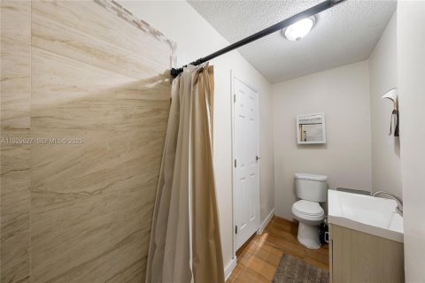 Villa ou maison à vendre à Cooper City, Floride: 4 chambres, 183.57 m2 № 1989283 - photo 30