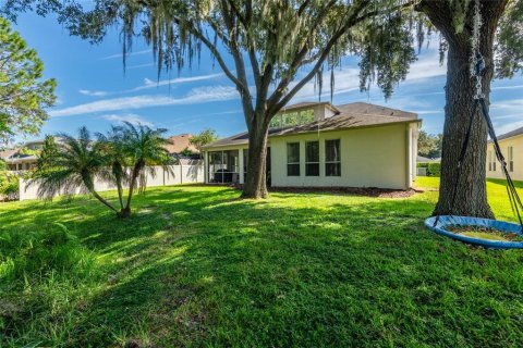 House in Land O' Lakes, Florida 5 bedrooms, 309.64 sq.m. № 2391335 - photo 25