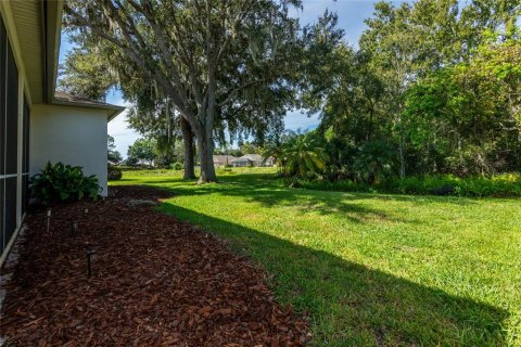 House in Land O' Lakes, Florida 5 bedrooms, 309.64 sq.m. № 2391335 - photo 26