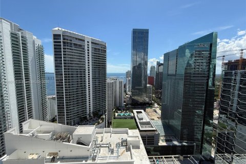 Снять в аренду кондоминиум в Майами, Флорида 2 спальни, 95.69м2, № 1952730 - фото 2