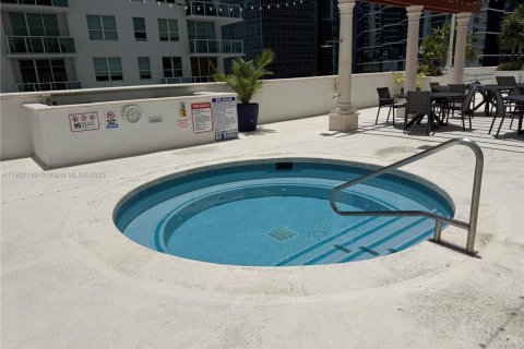 Снять в аренду кондоминиум в Майами, Флорида 2 спальни, 95.69м2, № 1952730 - фото 20