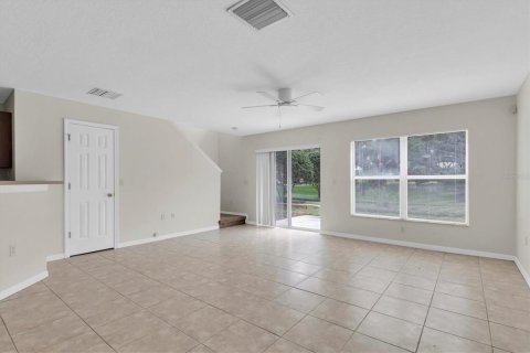 Купить таунхаус в Сеффнер, Флорида 5 комнат, 142.05м2, № 1761144 - фото 9