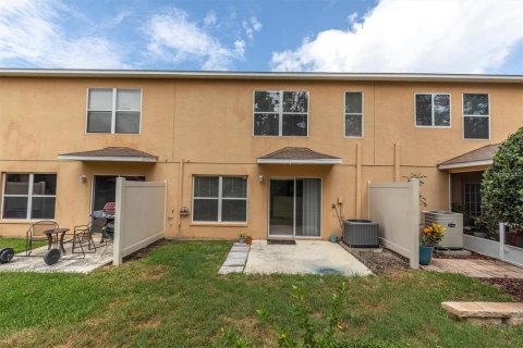 Купить таунхаус в Сеффнер, Флорида 5 комнат, 142.05м2, № 1761144 - фото 26