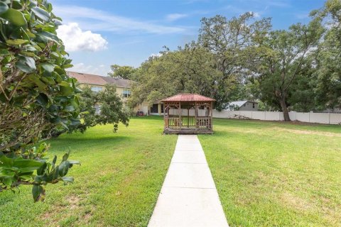 Купить таунхаус в Сеффнер, Флорида 5 комнат, 142.05м2, № 1761144 - фото 27