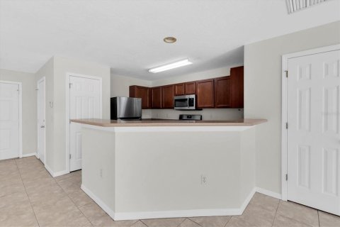 Купить таунхаус в Сеффнер, Флорида 5 комнат, 142.05м2, № 1761144 - фото 7