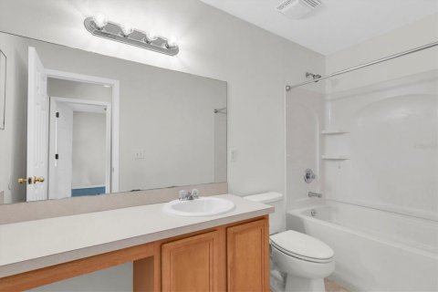 Купить таунхаус в Сеффнер, Флорида 5 комнат, 142.05м2, № 1761144 - фото 18