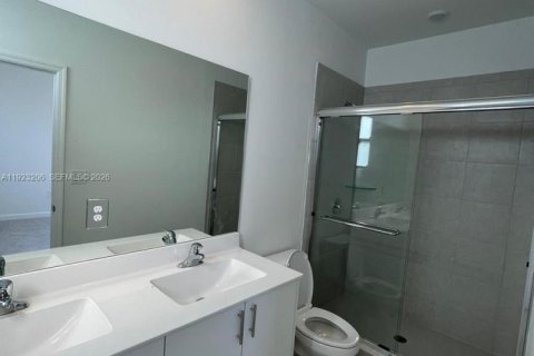 Touwnhouse à vendre à Homestead, Floride: 3 chambres, 123.37 m2 № 2170032 - photo 7