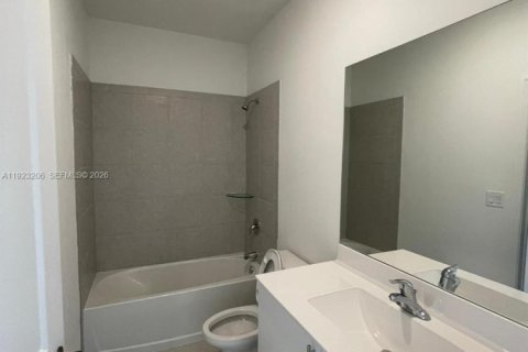 Touwnhouse à vendre à Homestead, Floride: 3 chambres, 123.37 m2 № 2170032 - photo 5