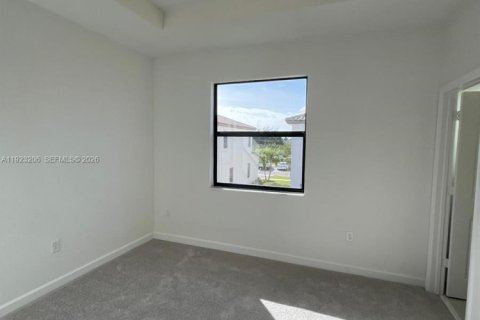 Touwnhouse à vendre à Homestead, Floride: 3 chambres, 123.37 m2 № 2170032 - photo 9