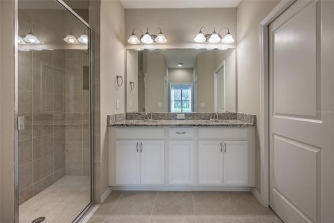 Condo in Sarasota, Florida, 2 bedrooms  № 2199478 - photo 16