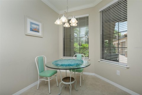 Condo in Sarasota, Florida, 2 bedrooms  № 2199478 - photo 13