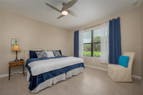 Condo in Sarasota, Florida, 2 bedrooms  № 2199478 - photo 14
