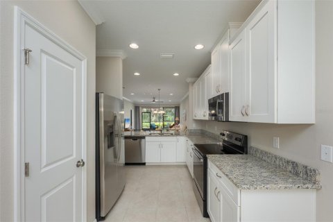 Condo in Sarasota, Florida, 2 bedrooms  № 2199478 - photo 11