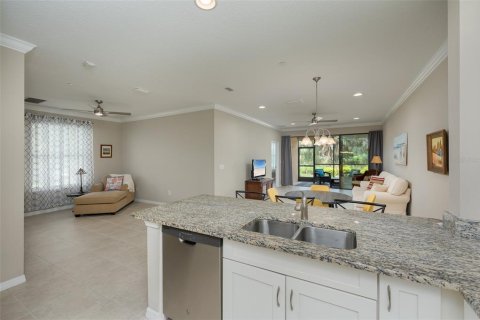 Condo in Sarasota, Florida, 2 bedrooms  № 2199478 - photo 12