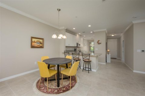 Condo in Sarasota, Florida, 2 bedrooms  № 2199478 - photo 9