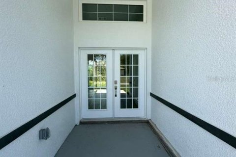 House in North Port, Florida 4 bedrooms, 179.49 sq.m. № 2102470 - photo 4