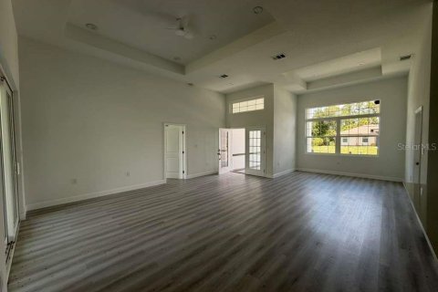 House in North Port, Florida 4 bedrooms, 179.49 sq.m. № 2102470 - photo 8
