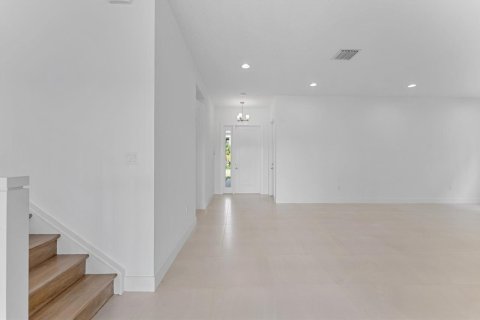 Купить виллу или дом в Бока-Ратон, Флорида 10 комнат, 360.65м2, № 2082662 - фото 4