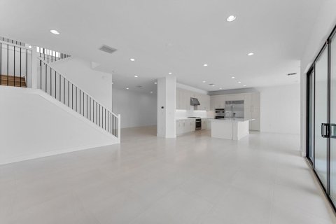 Купить виллу или дом в Бока-Ратон, Флорида 10 комнат, 360.65м2, № 2082662 - фото 15
