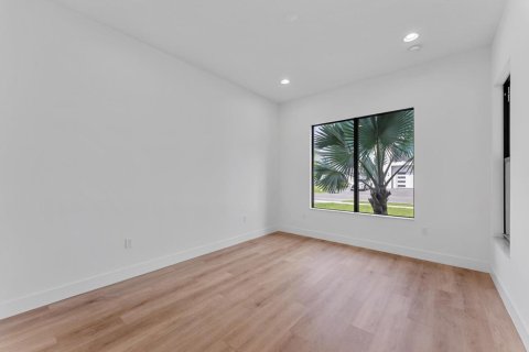 Купить виллу или дом в Бока-Ратон, Флорида 10 комнат, 360.65м2, № 2082662 - фото 21