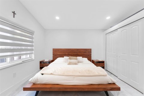 Villa ou maison à vendre à Pembroke Pines, Floride: 3 chambres, 131.18 m2 № 1977331 - photo 18