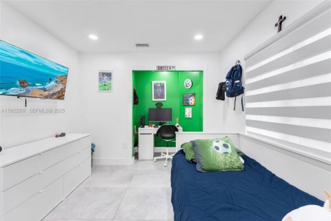 Villa ou maison à vendre à Pembroke Pines, Floride: 3 chambres, 131.18 m2 № 1977331 - photo 16