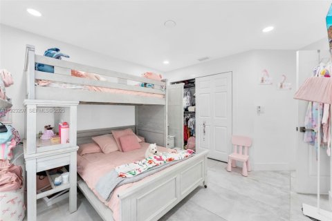 Villa ou maison à vendre à Pembroke Pines, Floride: 3 chambres, 131.18 m2 № 1977331 - photo 14