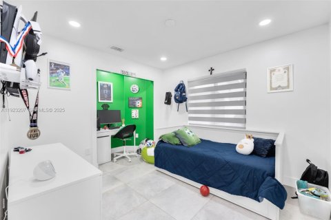 Villa ou maison à vendre à Pembroke Pines, Floride: 3 chambres, 131.18 m2 № 1977331 - photo 15