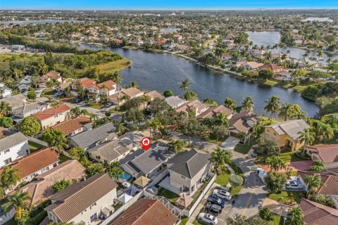 Villa ou maison à vendre à Pembroke Pines, Floride: 3 chambres, 131.18 m2 № 1977331 - photo 28