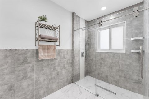 Villa ou maison à vendre à Pembroke Pines, Floride: 3 chambres, 131.18 m2 № 1977331 - photo 20