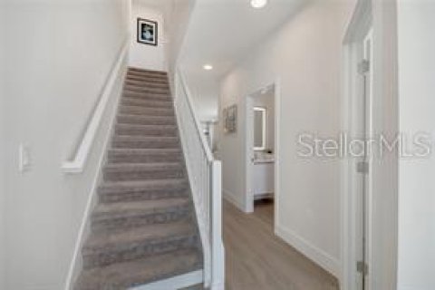 Touwnhouse à vendre à Clermont, Floride: 4 chambres, 175.4 m2 № 1526650 - photo 6