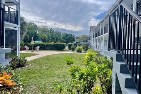 Купить кондоминиум в Холливуд, Флорида 1 спальня, 63.17м2, № 2044220 - фото 9