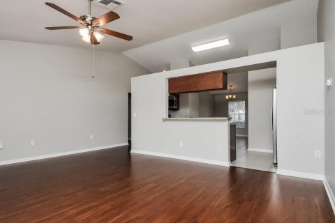 House in Apollo Beach, Florida 3 bedrooms, 126.35 sq.m. № 1914651 - photo 4