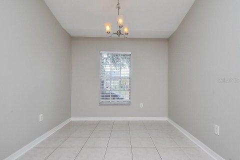 House in Apollo Beach, Florida 3 bedrooms, 126.35 sq.m. № 1914651 - photo 5