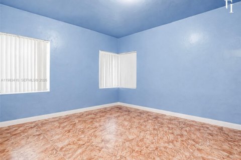 Casa en venta en Miami, Florida, 3 dormitorios, 109.35 m2 № 2050986 - foto 12