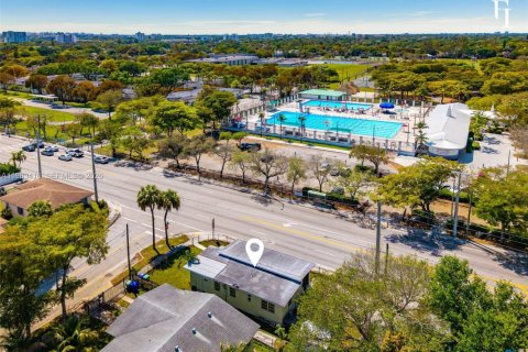 Casa en venta en Miami, Florida, 3 dormitorios, 109.35 m2 № 2050986 - foto 20