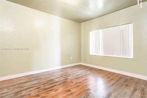 Casa en venta en Miami, Florida, 3 dormitorios, 109.35 m2 № 2050986 - foto 10