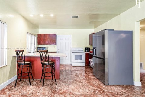 Casa en venta en Miami, Florida, 3 dormitorios, 109.35 m2 № 2050986 - foto 7