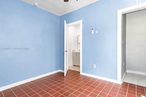Casa en venta en Miami, Florida, 3 dormitorios, 109.35 m2 № 2050986 - foto 14