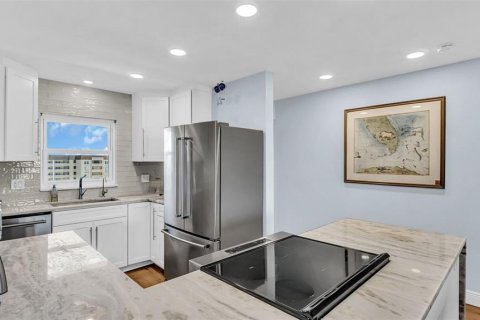 Condominio en venta en Dunedin, Florida, 1 dormitorio, 74.51 m2 № 1252852 - foto 10