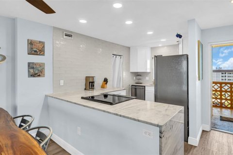 Condominio en venta en Dunedin, Florida, 1 dormitorio, 74.51 m2 № 1252852 - foto 11