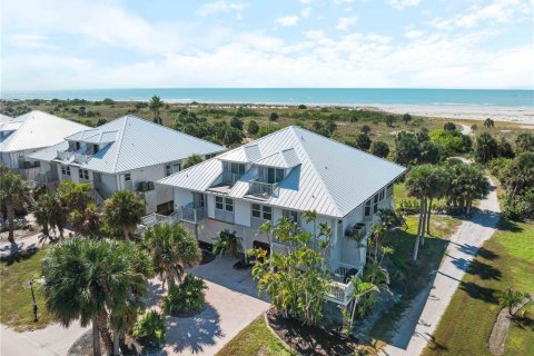 Duplex à vendre à Placida, Floride: 3 chambres, 151.8 m2 № 2097425 - photo 2