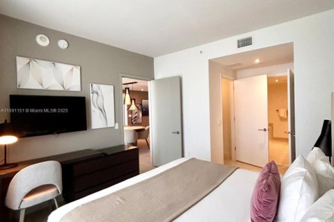 Condominio en venta en Hollywood, Florida, 2 dormitorios, 98.01 m2 № 2034146 - foto 19